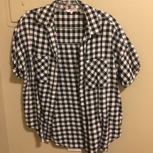 Levi’s black and white plaid shirt